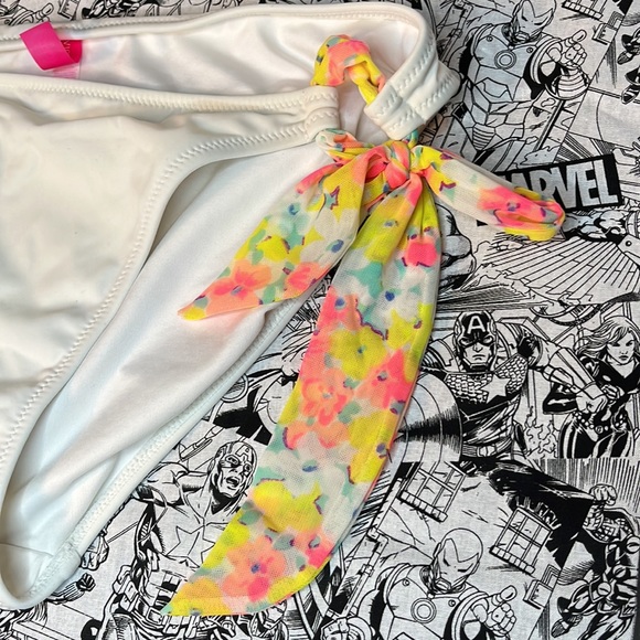 Victoria’s Secret Bikini Bottom L - Picture 5 of 7